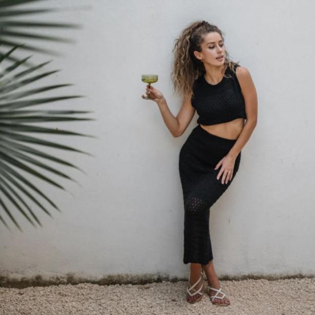 SET ISABELLA